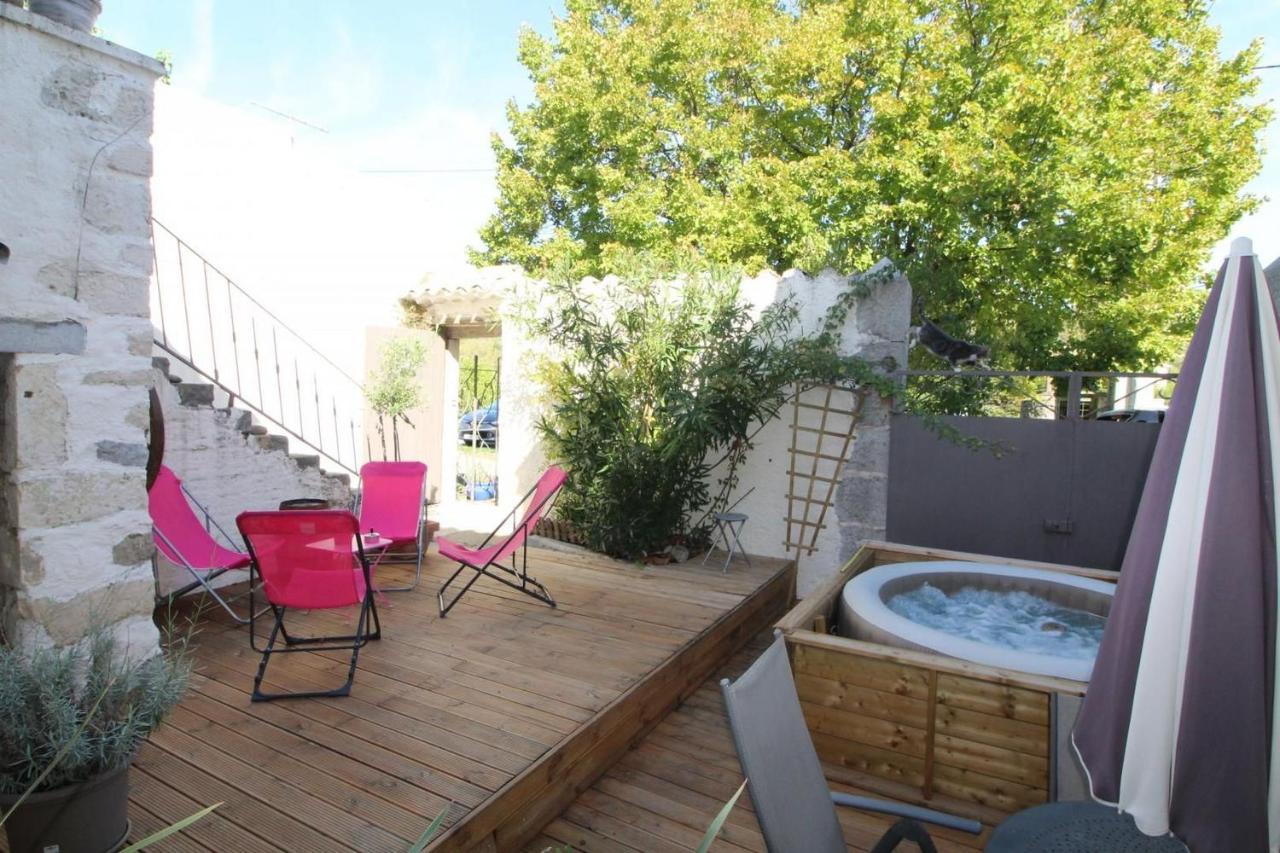 Le Patio Aux Hirondelles Villa Lagorce  Dış mekan fotoğraf