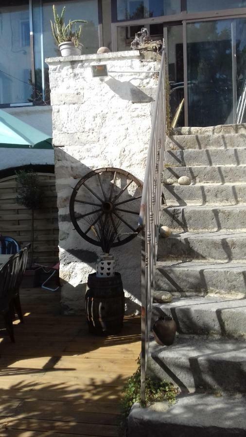 Le Patio Aux Hirondelles Villa Lagorce  Dış mekan fotoğraf
