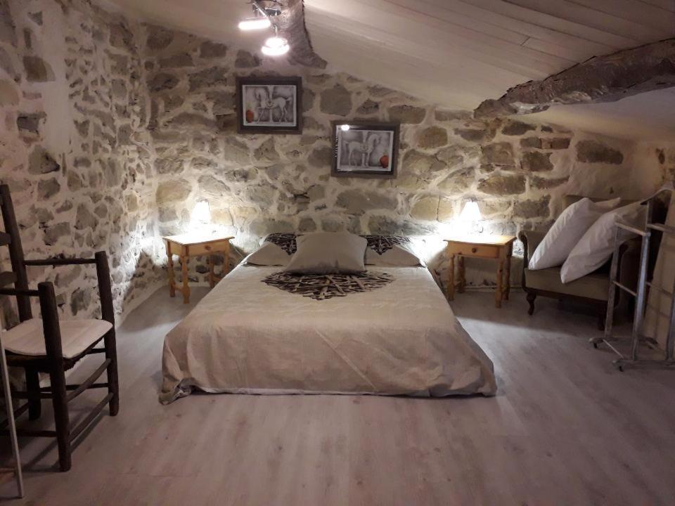 Le Patio Aux Hirondelles Villa Lagorce  Dış mekan fotoğraf